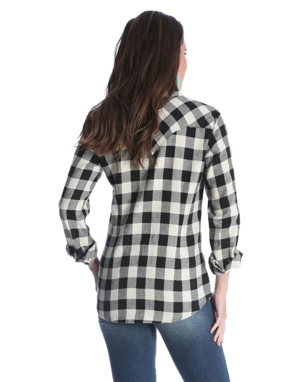 Wrangler Women's Assorted Plaid Western Long Sleeve Shirts LW011FA